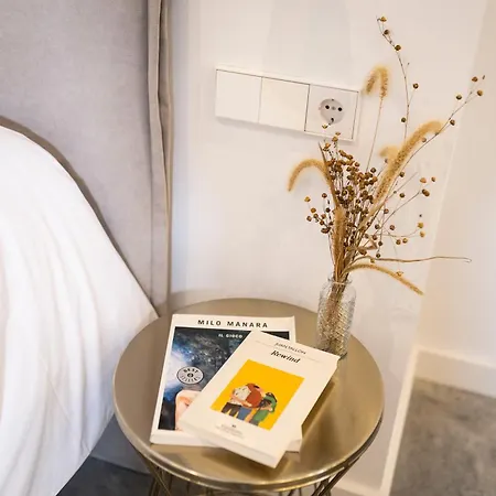 Salustiano Three Апартаменты *