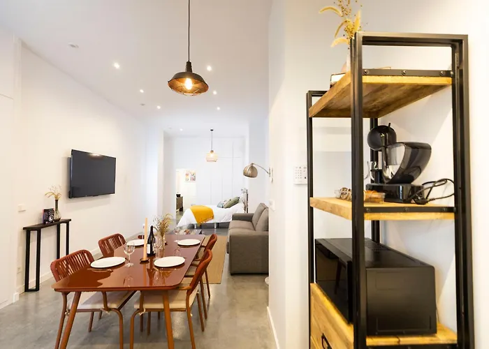 Salustiano Three Apartment *